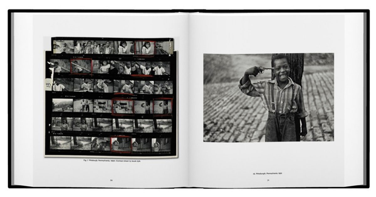 Amazon.com: Elliott Erwitt: Home Around the World
