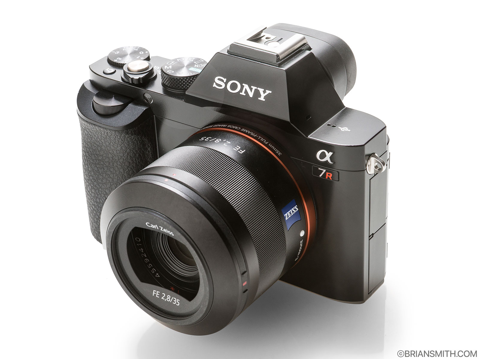 bereiden Mechanisch Psychiatrie Lens Review: Sony Sonnar T* FE 35mm F2.8 ZA