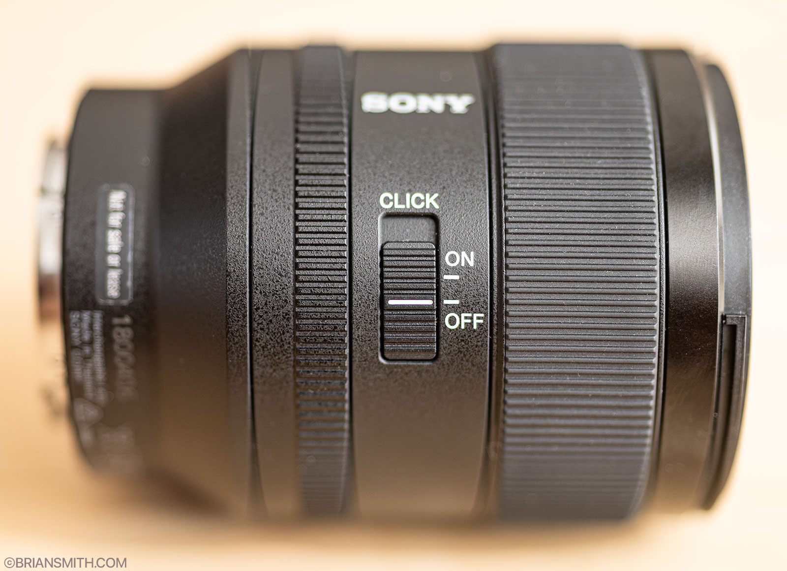 de-clickable aperture ring on Sony FE 35mm F1.4 GM lens