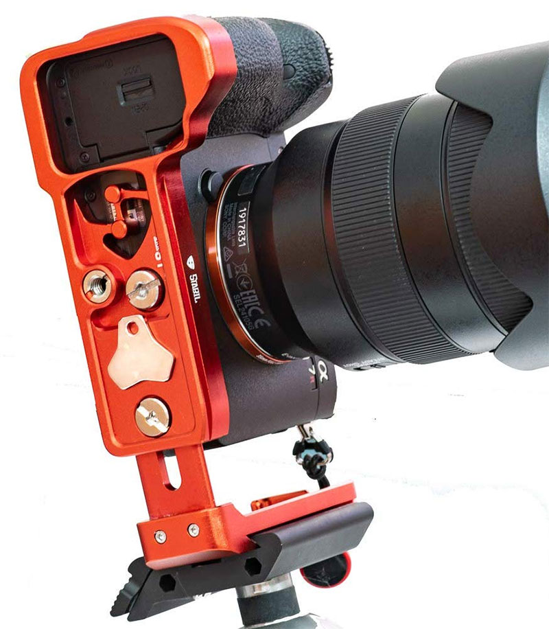 A7RIII Camera Accessories JA 1/4 inch Thread PU Leather Camera Half Case Base for Sony ILCE-A9 Black A9 Color : Brown
